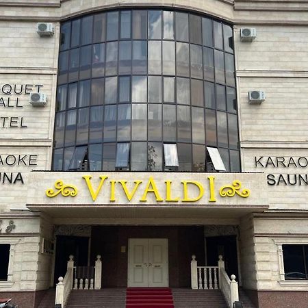 Hotel Vivaldis Almaty Bagian luar foto