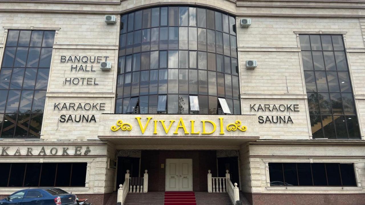 Hotel Vivaldis Almaty Bagian luar foto